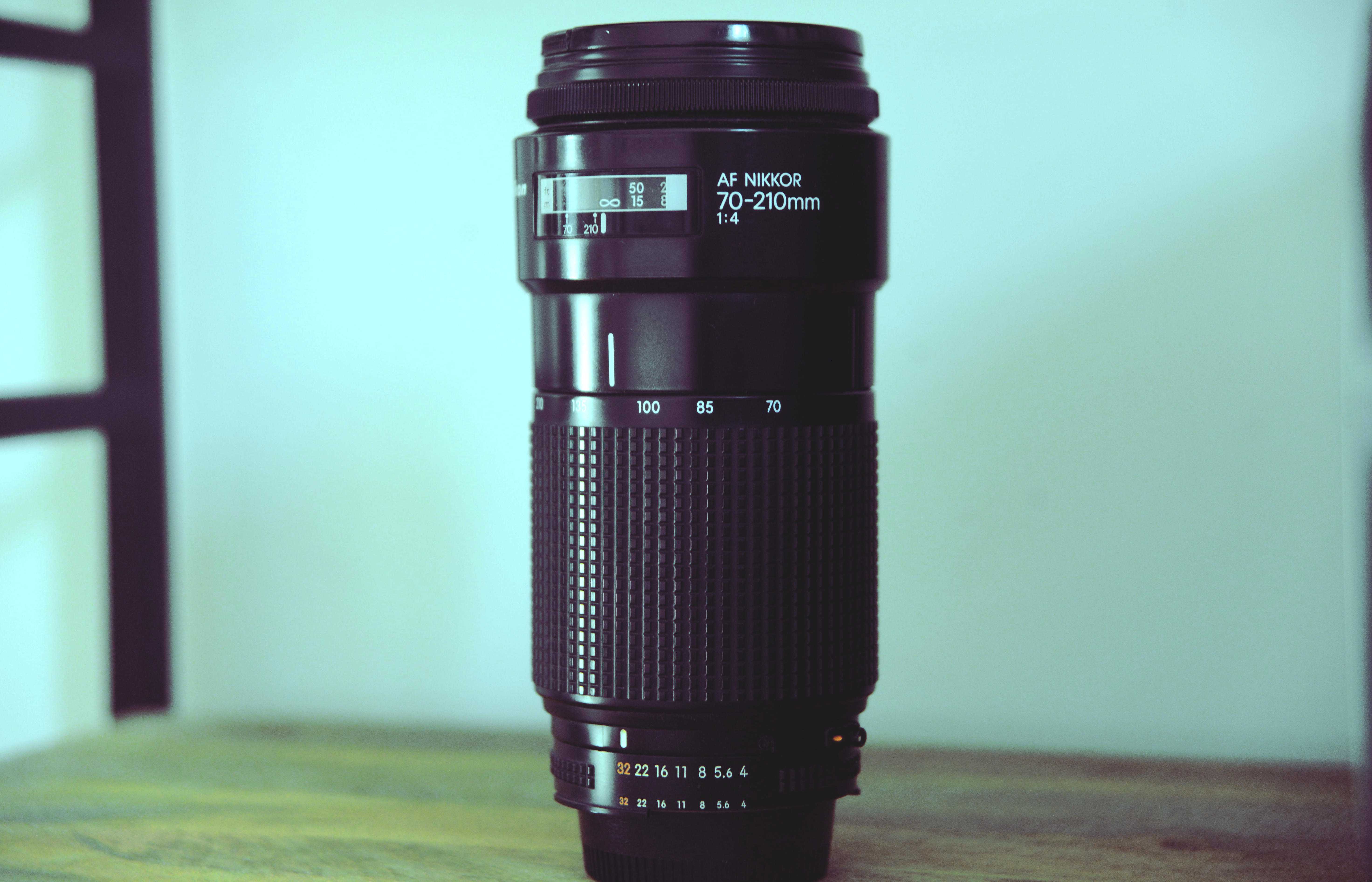 Nikon 70-210mm f/4 AF on the Nikon D600